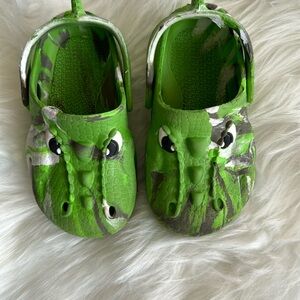 Capelli of New York green size 7 shoes.